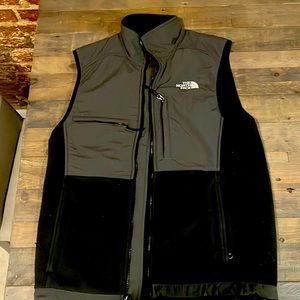 Mens North Face Fleece Vest Size Small